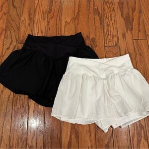 Ewedoos Flowy Shorts White Black Set of 2 Size Small S